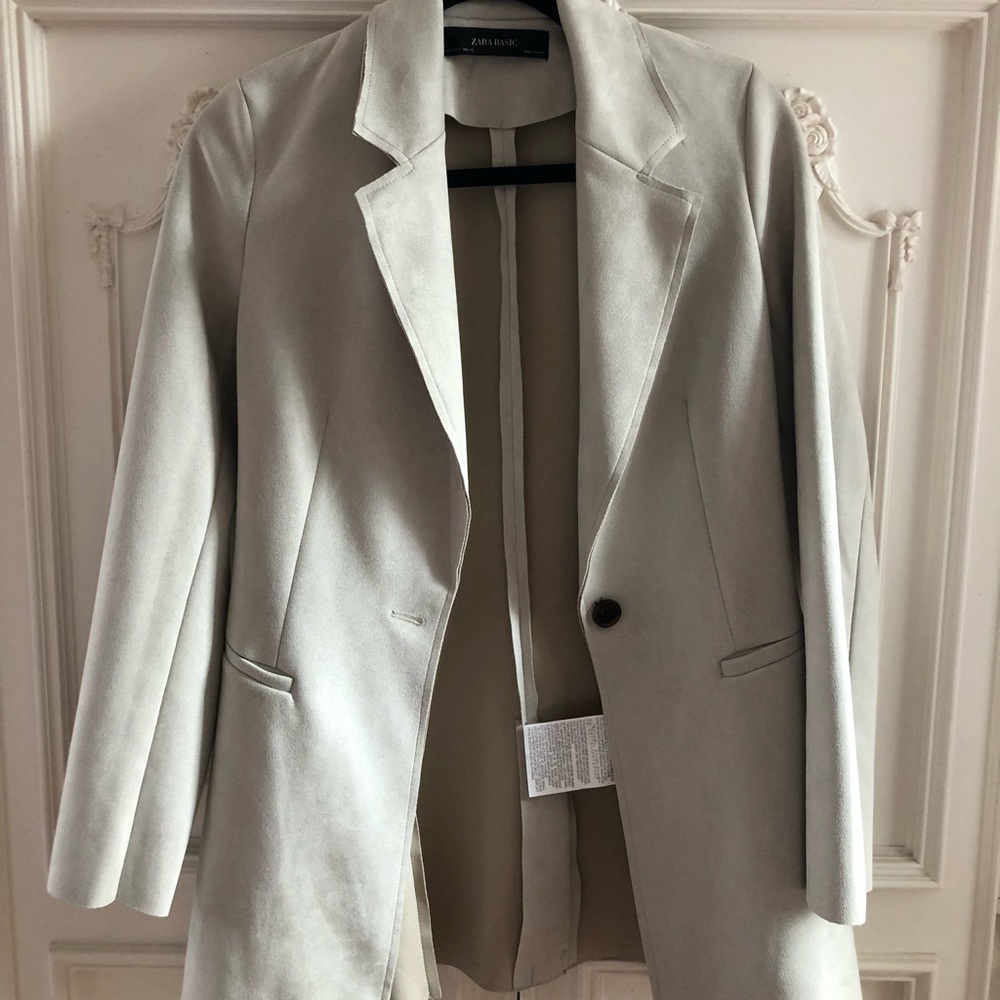 NWT brand new Zara Faux Suede lightweight coat